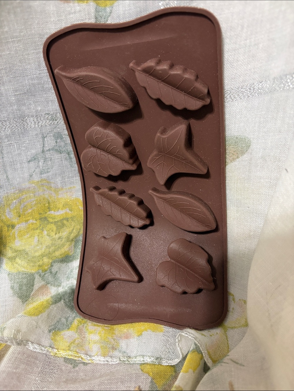 Silicone Assorted Mold Set - Yellow, Blue, Green, Brown - Picture 7 of 11